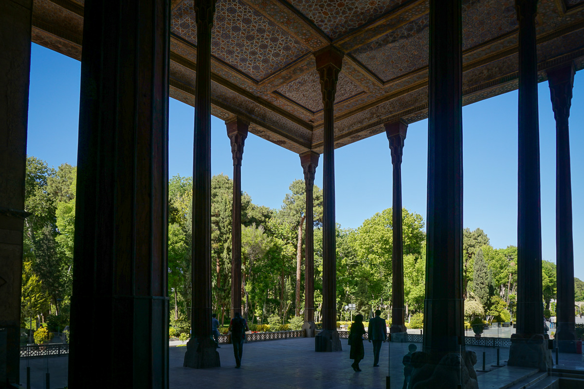 Iran - Isfahan - Kakh-e Chehel Sotun