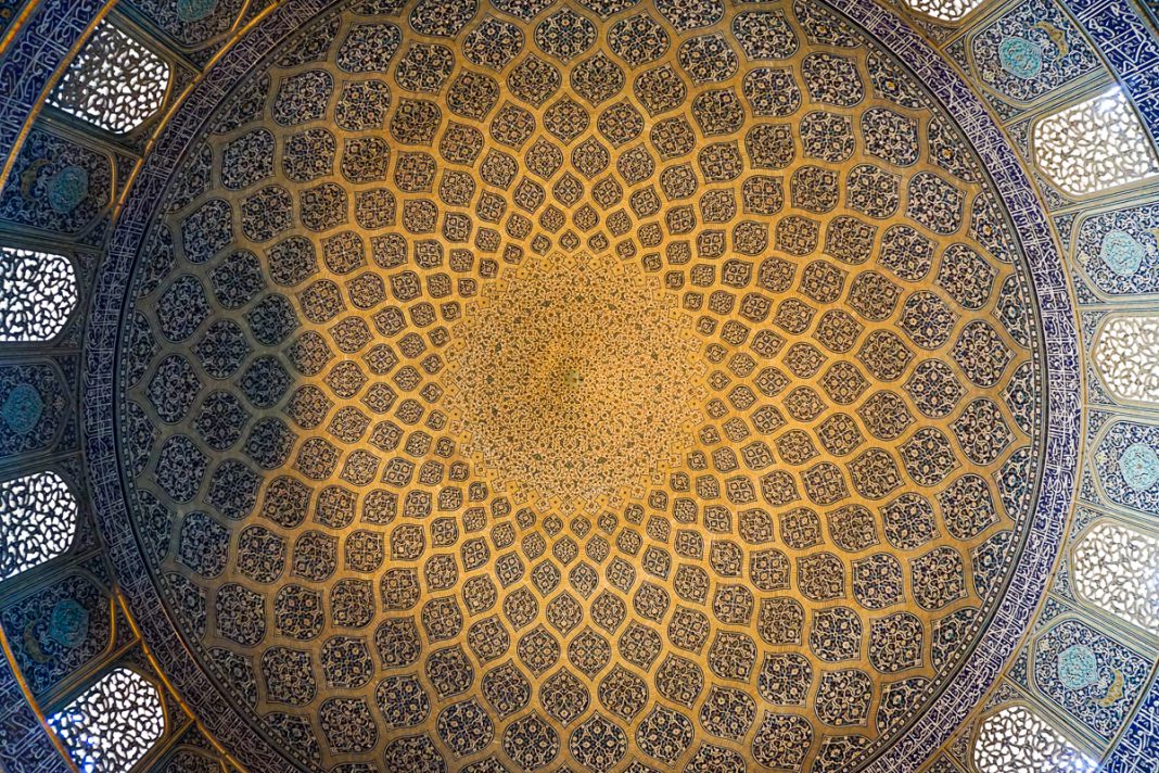 Isfahan i Iran - Naqsh-e Jahan - Sheikh Lotfallah